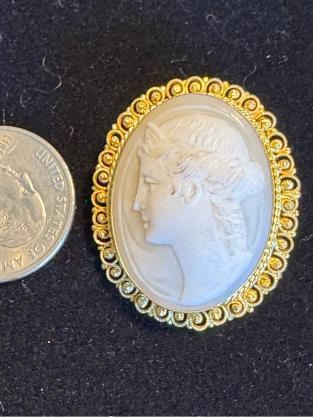 Vintage 800 Silver Left Facing Cameo Brooch & Pendant